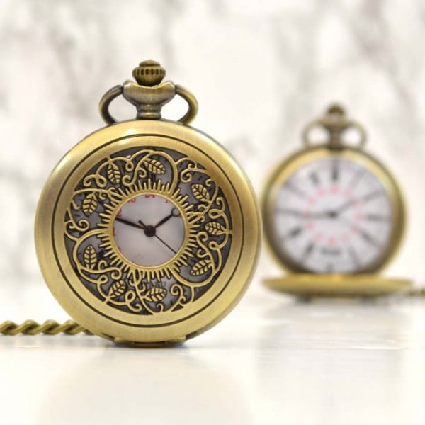 Engraved Quartz Pocket Watch Acorn Design GiftsOnline4U
