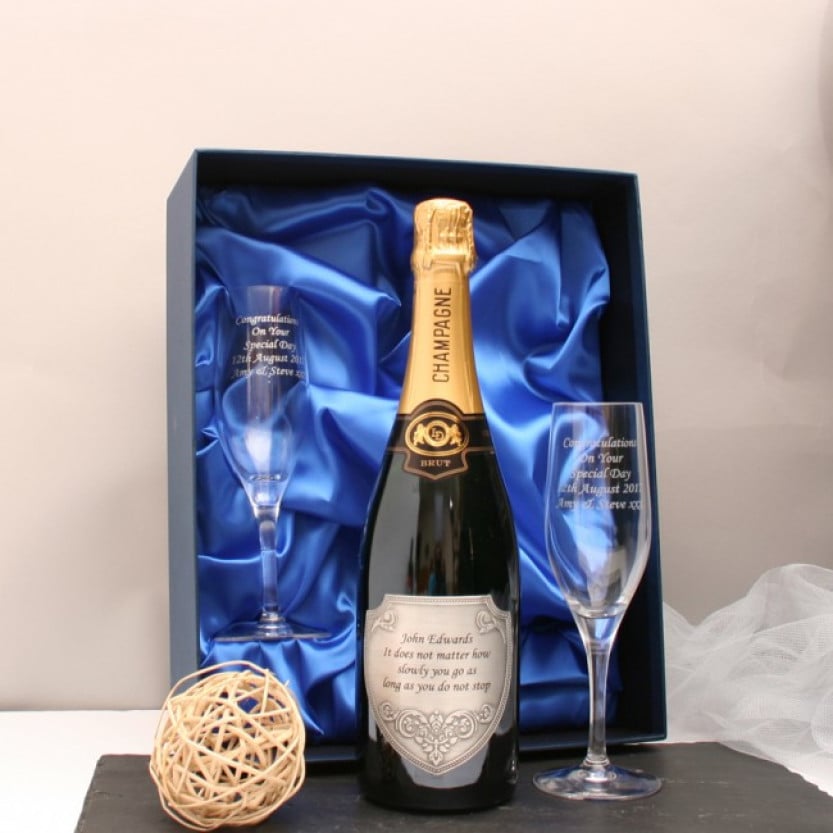 Personalised Pewter Shield Champagne Gift Set