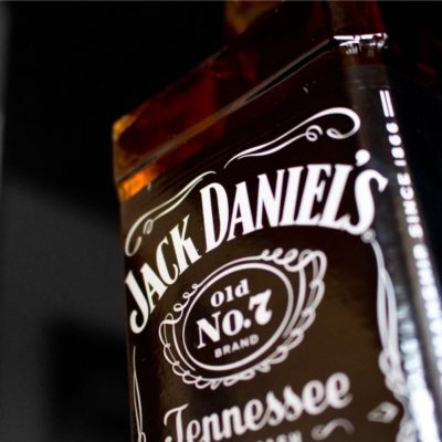 How to Have a Jack Daniels Inspired Wedding