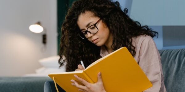 How Journaling in Your Custom Diary Helps You Hit Your Goals
